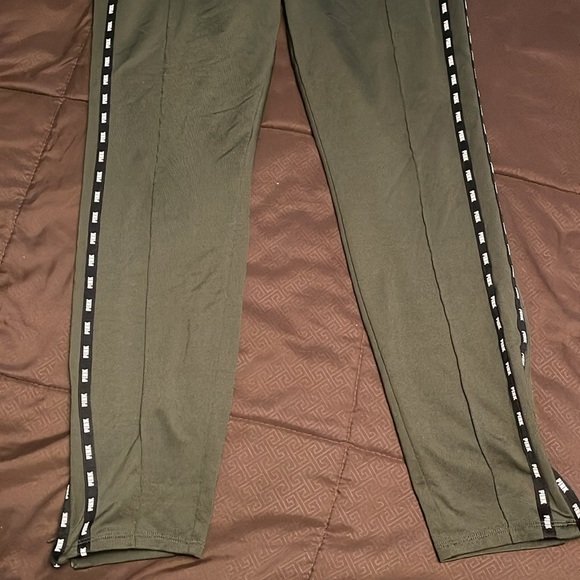 VS PINK joggers. - Picture 2 of 5